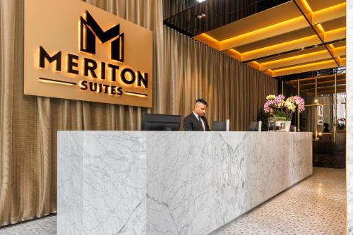 Meriton Suites King Street Melbourne tesisinde lobi veya resepsiyon alanı